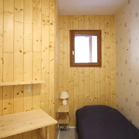 F2 Bis De 45m² Avec Balcon, Parking Et Confort Au Mont-dore - Fr-1-415-116 * 勒蒙多尔